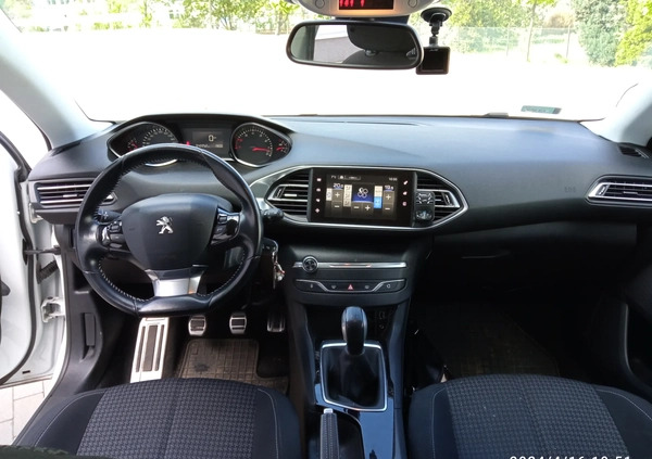 Peugeot 308 cena 39900 przebieg: 42252, rok produkcji 2017 z Jawor małe 232